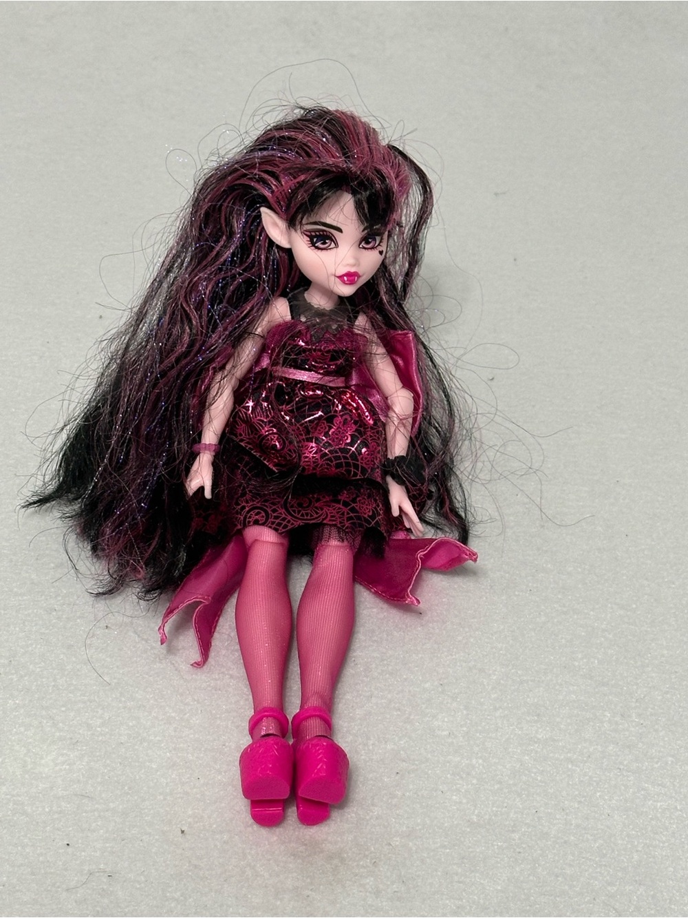 Monster High Monster Ball Draculaura G3 Doll Pink Black Dress Mattel